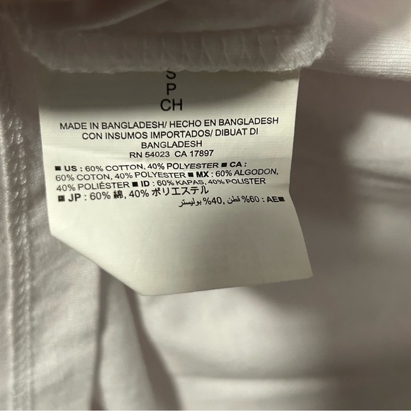 Old Navy Graphic Tee - Picture 4 of 5